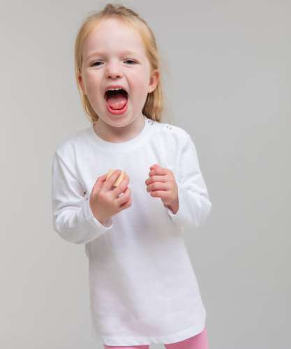 Long-sleeved t-shirt